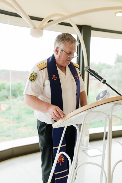 Wedding ceremony by Dr. Gerrit Rademeyer in Montagu