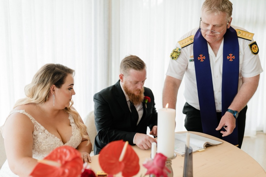 Wedding ceremony by Dr. Gerrit Rademeyer in Montagu
