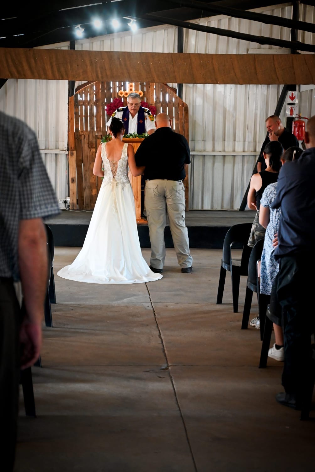 Wedding ceremony by Dr. Gerrit Rademeyer in Montagu